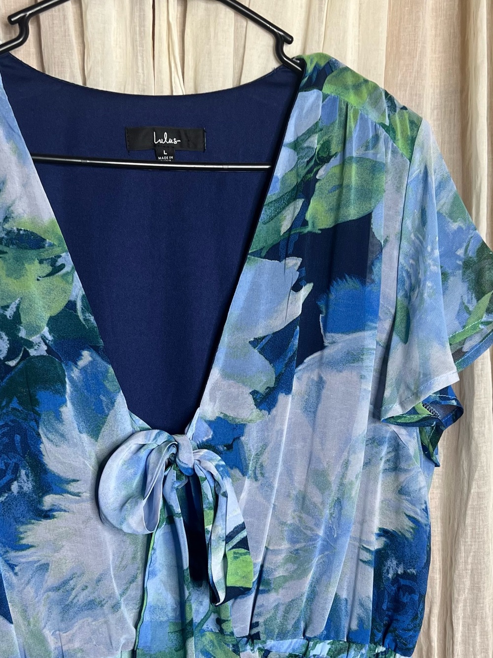 Lulu’s Watercolor Floral Tie Front Romper - Picture 3 of 6